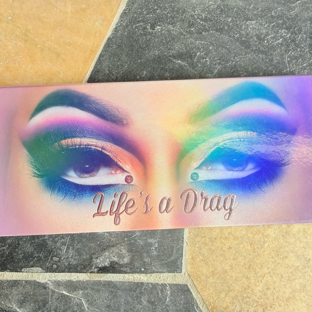 Lunar Beauty Life’s a Drag Palette by Manny MUA – New